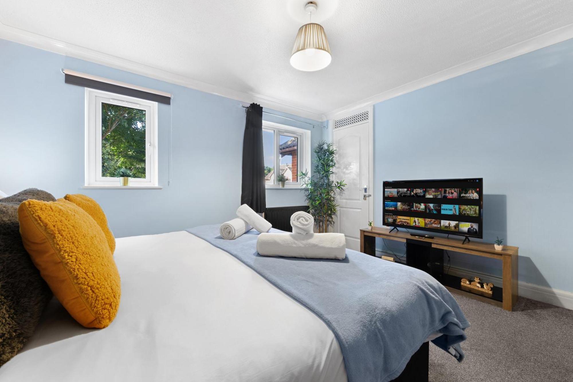 Watford Cozy Full Home - Perfect For Harry Potter Studios! ภายนอก รูปภาพ