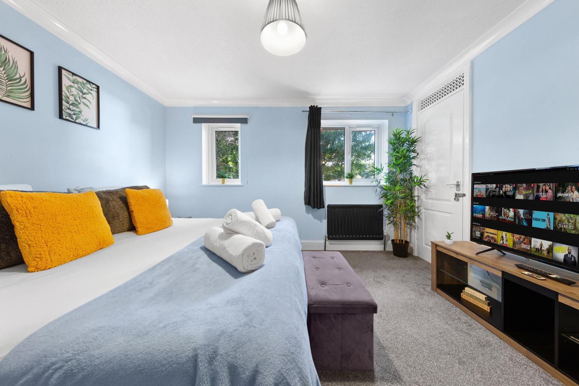 Watford Cozy Full Home - Perfect For Harry Potter Studios! ภายนอก รูปภาพ