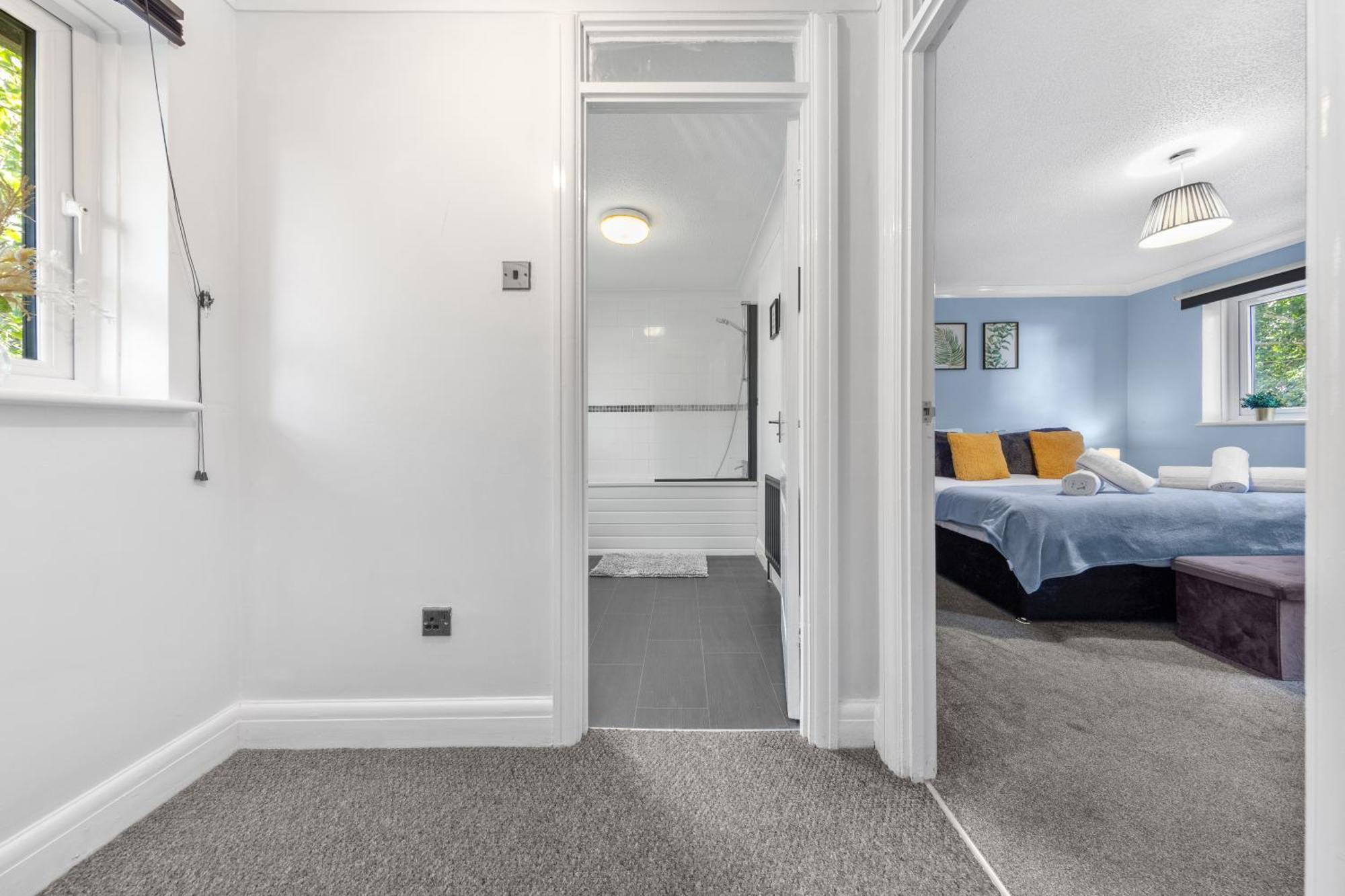 Watford Cozy Full Home - Perfect For Harry Potter Studios! ภายนอก รูปภาพ