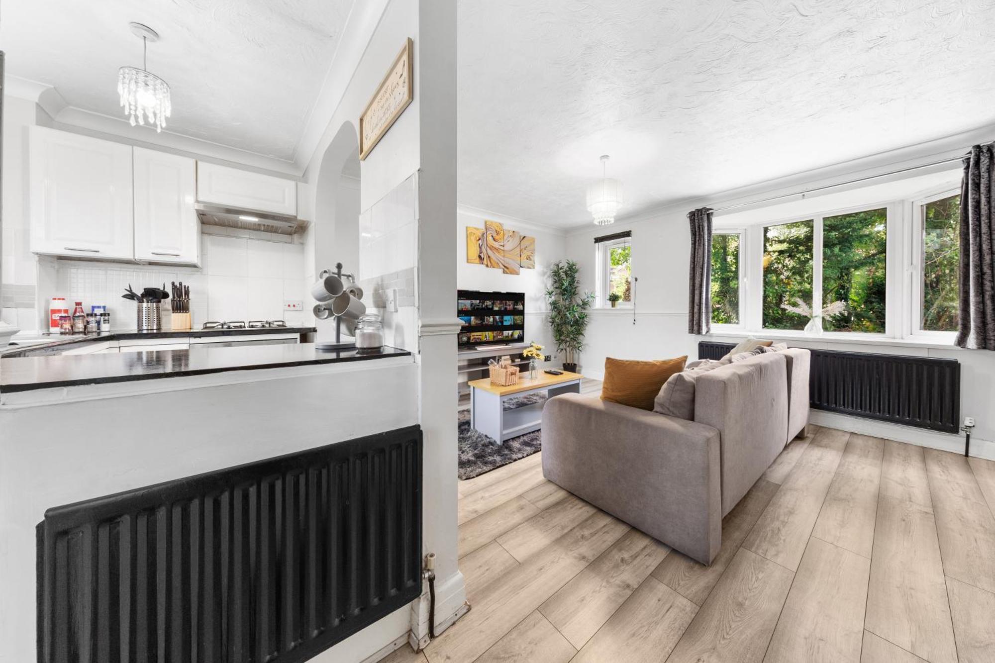 Watford Cozy Full Home - Perfect For Harry Potter Studios! ภายนอก รูปภาพ