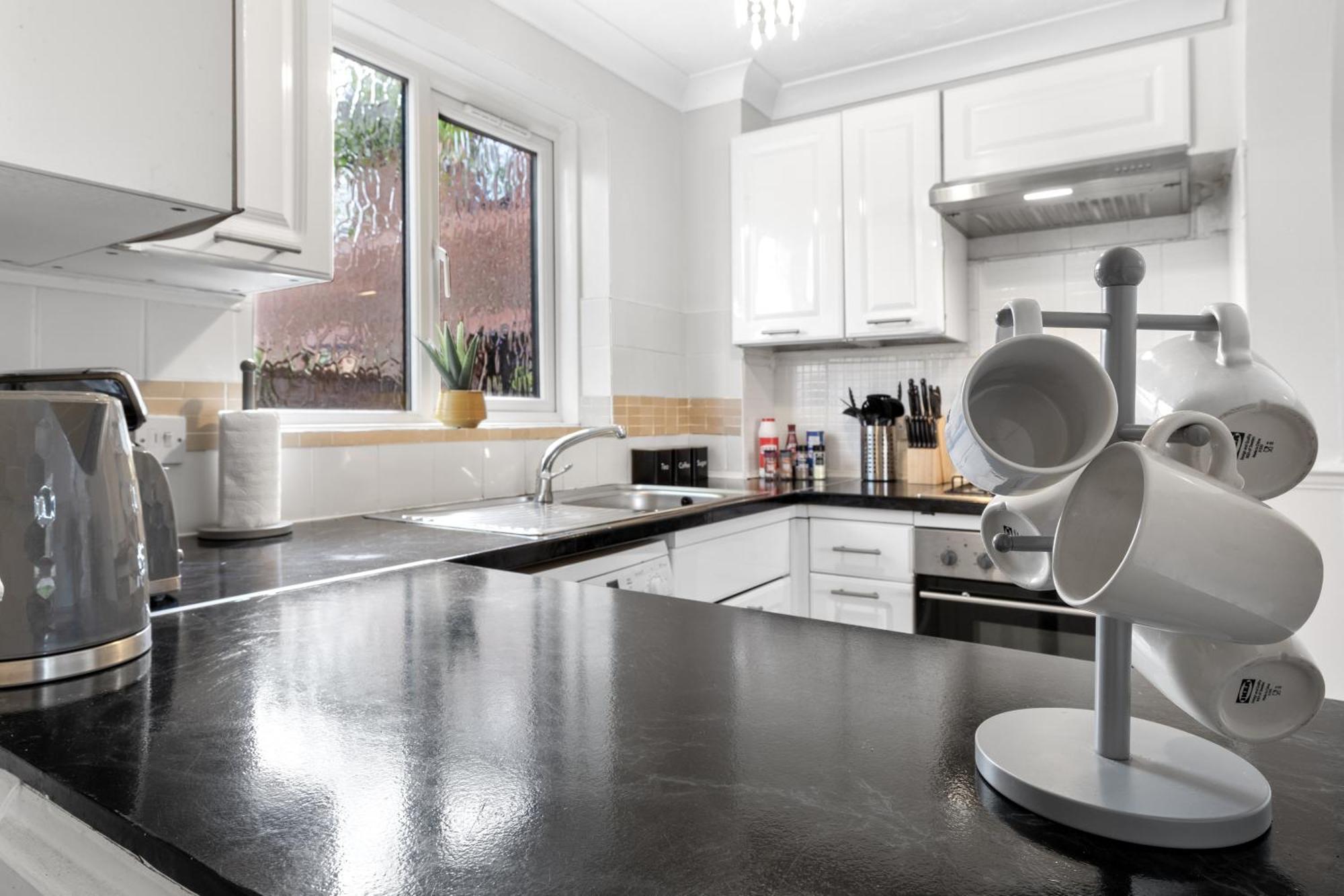 Watford Cozy Full Home - Perfect For Harry Potter Studios! ภายนอก รูปภาพ